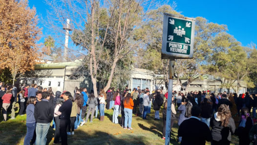 imagen "Prepararnos hoy, para actuar mejor mañana": La UNCUYO realizó un simulacro de evacuación en distintas dependencias
