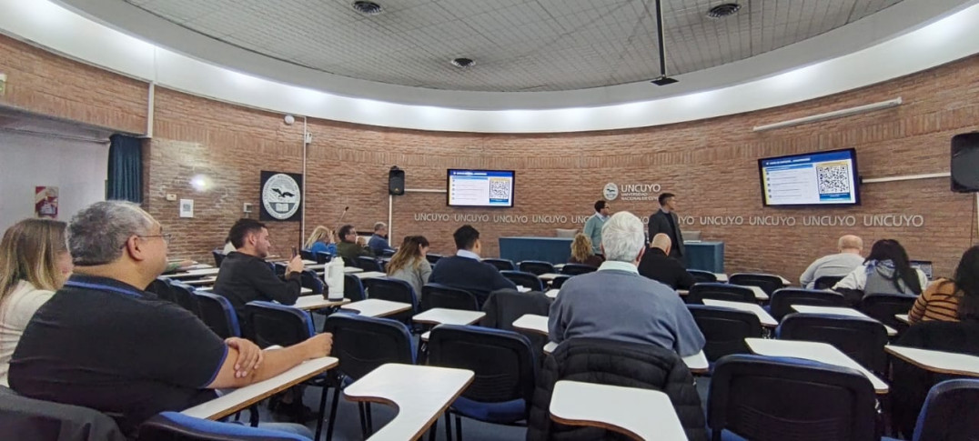 imagen La UNCUYO fortalece la capacitación interna con una jornada sobre la liquidación anual del Impuesto a las Ganancias
