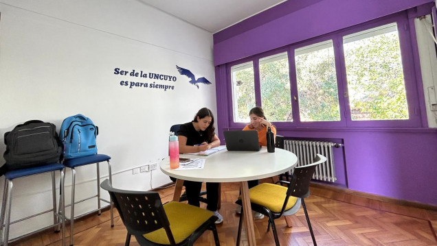 imagen Abrimos el primer espacio de coworking para egresados UNCUYO