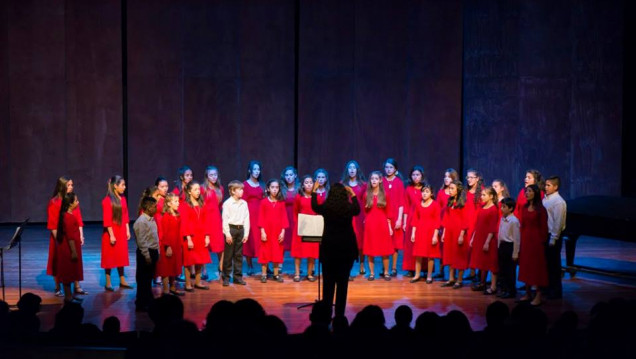 imagen El Coro de Niños y Jóvenes de la UNCUYO participará del Acto de entrega del Honoris Causa a Elvira Arnoux