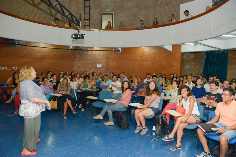 imagen Comienza la edición 2018 de la Escuela de Verano - AUGM