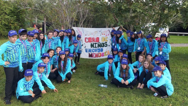 imagen Coro de Niños y jóvenes brinda concierto en la Biblioteca San Martín