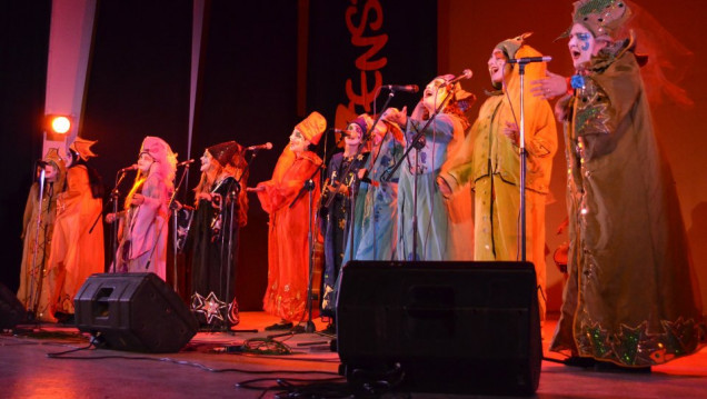 imagen Arena y Canto del Teatro a la Biblioteca 