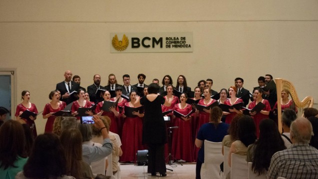 imagen Coro Universitario de Mendoz celebra el Día de la Música en el marco del 10° Festival de Música de Cámara 
