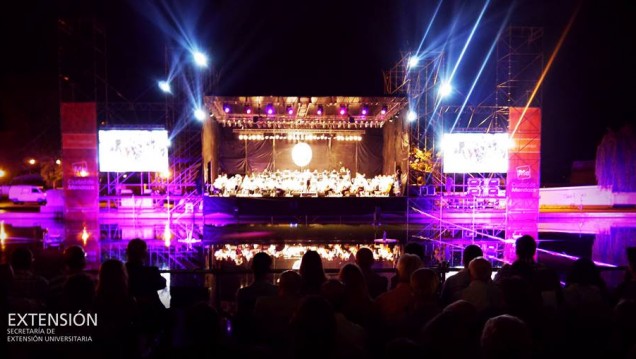 imagen Con una multitud cerró la Temporada 2014 la Orquesta Sinfónica