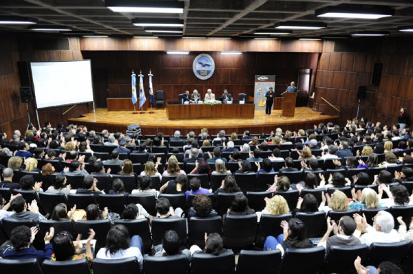 imagen Multitudinario Congreso de Extensión en la UNCUYO.