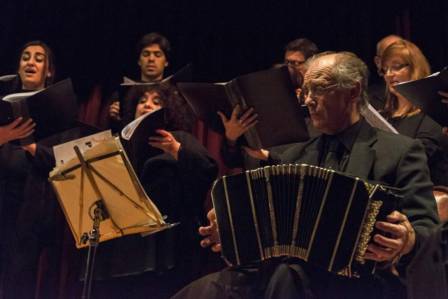 imagen El Coro de Cámara de la UNCUYO homenajeó a Gardel