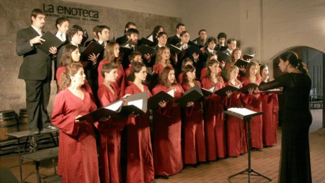 imagen El Coro Universitario cierra su temporada 2011 en la Iglesia de la Merced