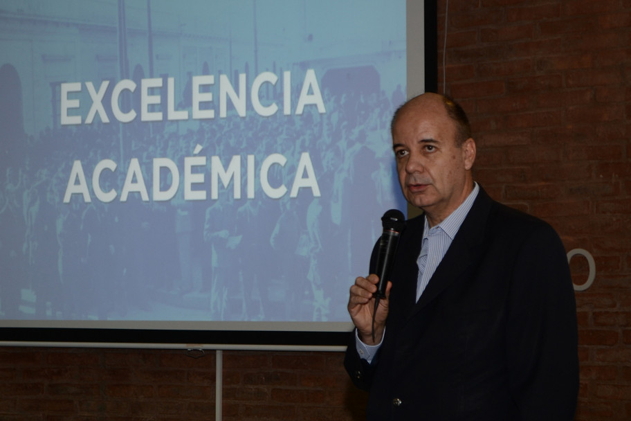 imagen Se realizó el Ciclo: «Diálogos del Centenario. Excelencia Académica y Bienestar Universitario»