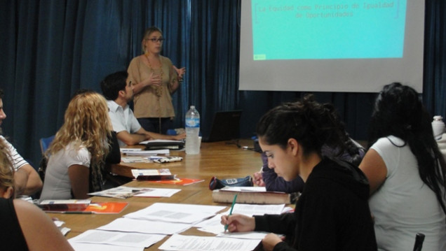 imagen Seminario de capacitación en Extensión Universitaria en Contextos de Encierro