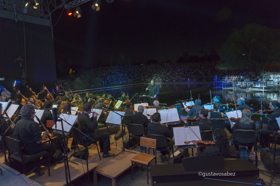 imagen Un año más de electrosinfonías en el Parque Central