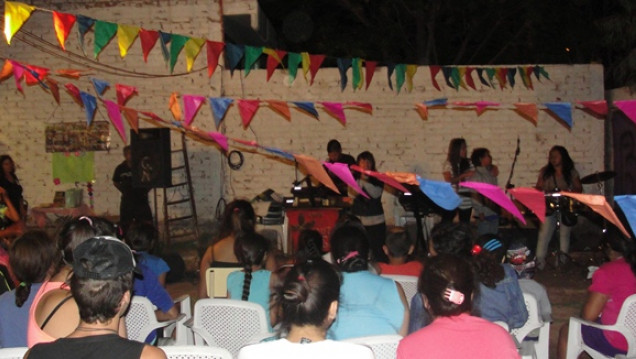 imagen Música, baile y teatro en la fiesta de la Radio Los Sueños