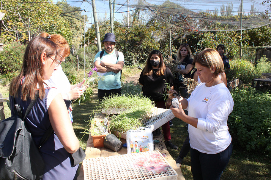 imagen Finalizó la primera etapa del Taller "De la huerta a la mesa"