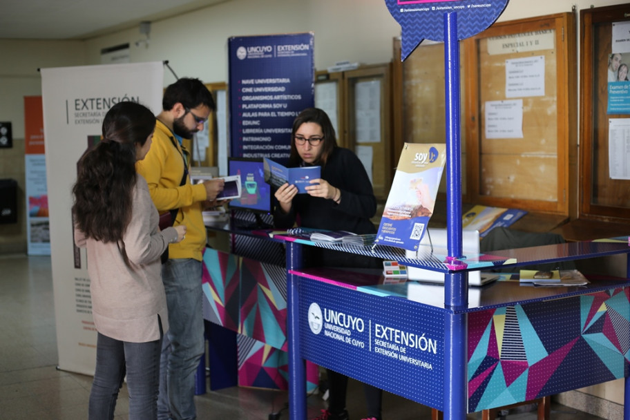 imagen El Stand "Extensionate!" continúa en la Facultad de Ciencias Médicas