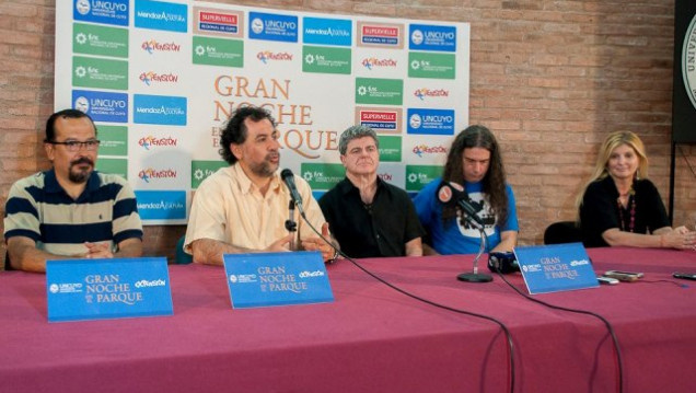 imagen Artistas de la UNCuyo junto a Santaolalla y Orozco Barrientos gratis al aire libre