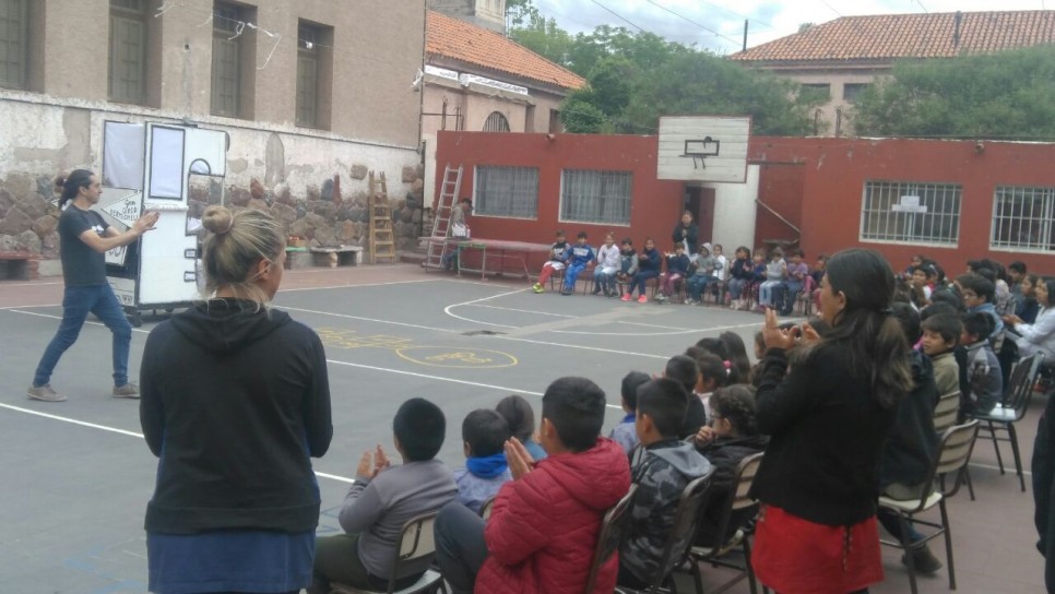 imagen El Voluntariado «Vamos Juntos» inicia actividades culturales en diferentes colegios