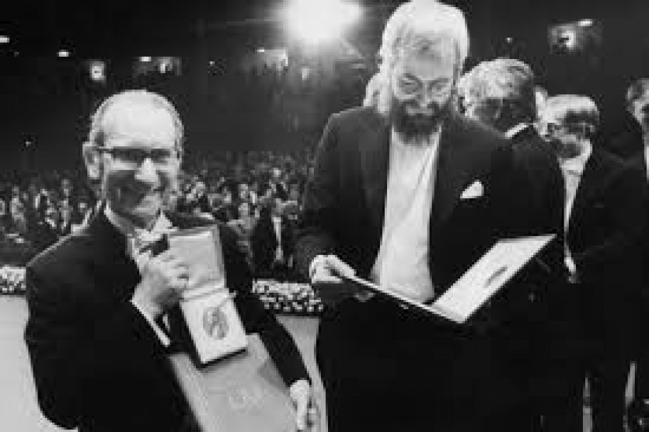 imagen Milstein recibe el Premio Nobel en 1984
