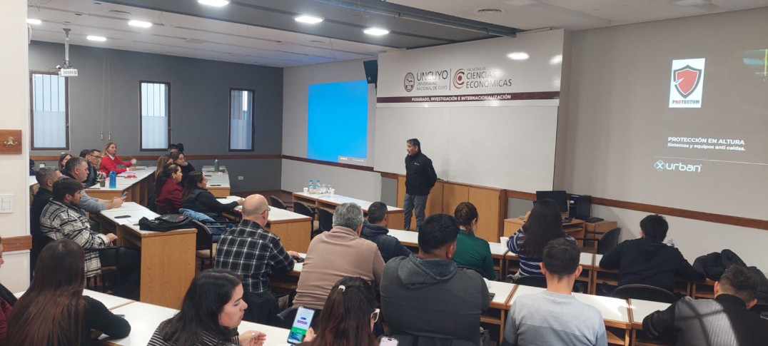 imagen Con cupo completo se realizó la Capacitación de Rescate en Altura en la UNCUYO