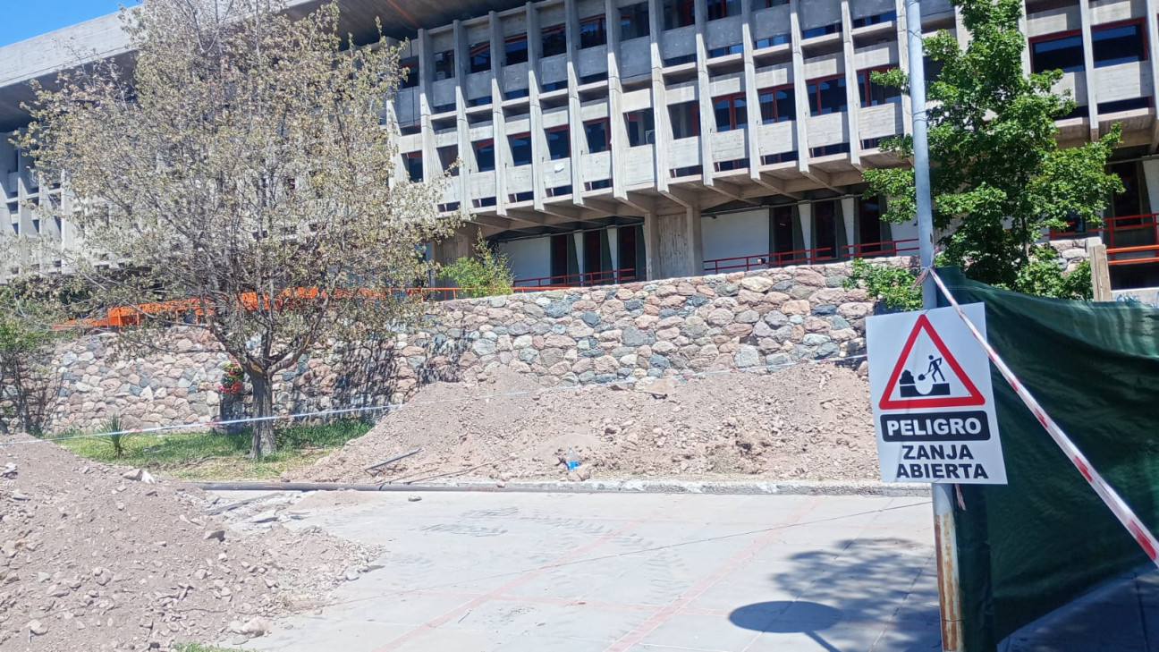 imagen La UNCUYO avanza en la renovación integral de su sistema cloacal