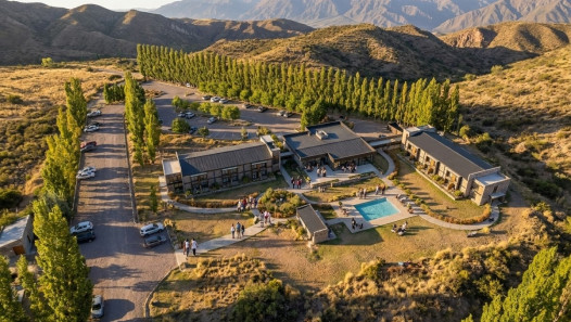 imagen La UNCUYO concluyó el Proyecto Ejecutivo para el desarrollo turístico en el Perilago Potrerillos