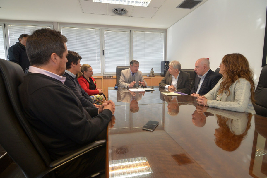 imagen La UNCuyo y la OSEP acordaron trabajar de manera conjunta en la modernización de la Obra Social.