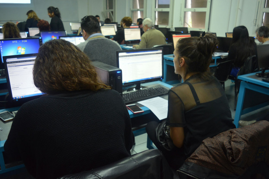 imagen Se pondrá a prueba el sistema de expediente electrónico en la Universidad