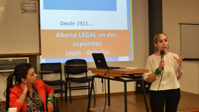 imagen Profesionales mujeres aportaron su mirada sobre el aborto