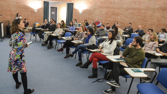 imagen La UNCUYO analizó la trayectoria profesional de sus egresados