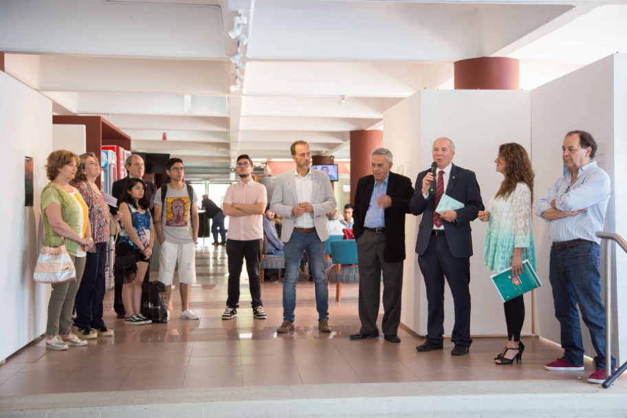 imagen Inauguró la Muestra de afiches sobre Ética Pública