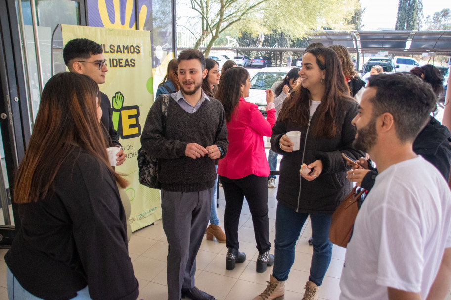 imagen Se inauguró la muestra "Protagonistas: los y las estudiantes como agentes de transformación y cambio"