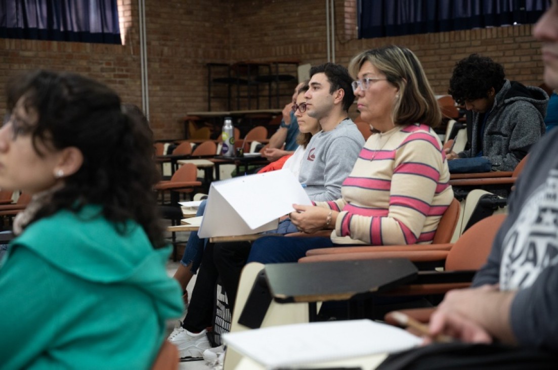 imagen Becas de finalización de doctorado para docentes UNCUYO en áreas de ciencias sociales, humanidades y artes