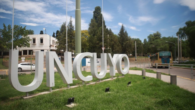 imagen Feriado nacional: reprograman actividades en la UNCUYO