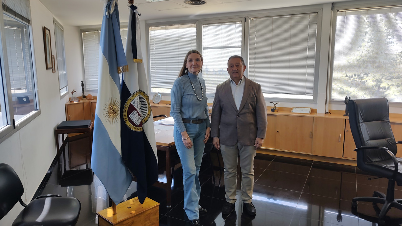 imagen Intendente de Malargüe visitó la UNCUYO