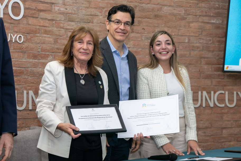 imagen Especialistas locales e internacionales resaltaron el impacto de la academia en la gestión territorial