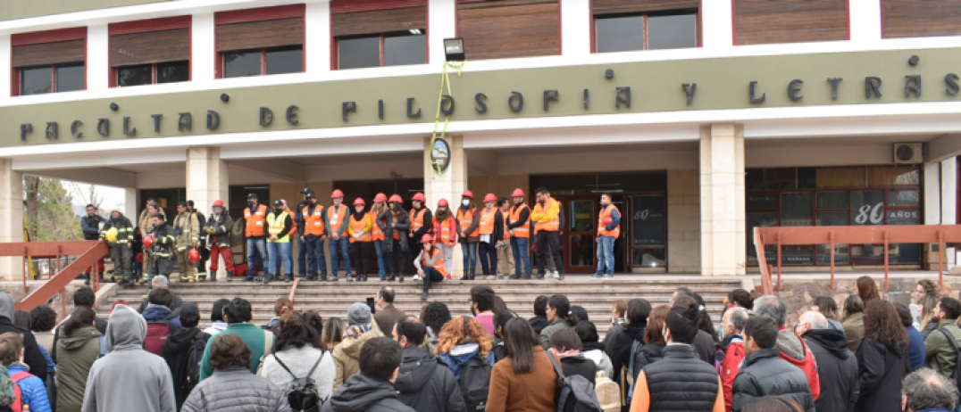 imagen Filosofía y Letras puso en marcha una Brigada Institucional 