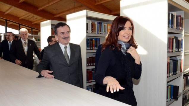 imagen Presidenta inauguró nueva biblioteca y laboratorios para el Balseiro