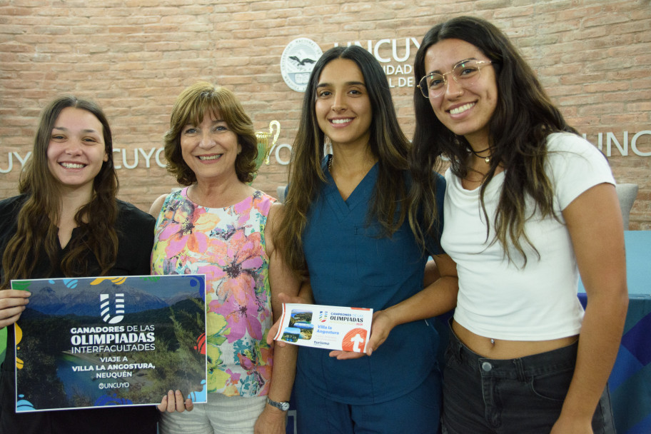 imagen Ciencias Económicas alzó la copa Challenger del Interfacultades
