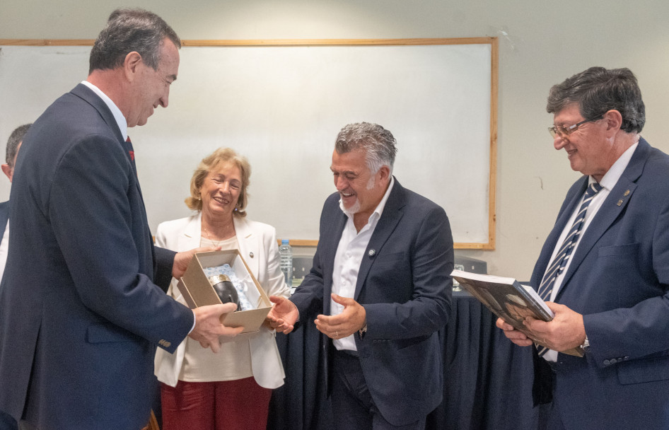 imagen El enólogo italiano Roberto Cipresso es Doctor Honoris Causa de la UNCUYO