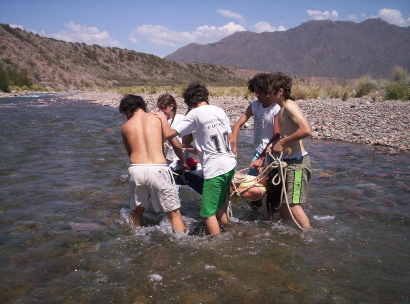 imagen Campamentos y convivencias acercan a los chicos del CUC a la naturaleza