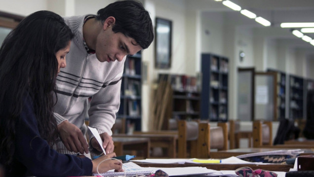 imagen Tutorías entre pares: oportunidad de formación para estudiantes de la UNCUYO