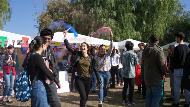 imagen Estudiantes extranjeros compartieron parte de su cultura en el Festival Internacional de la UNCUYO