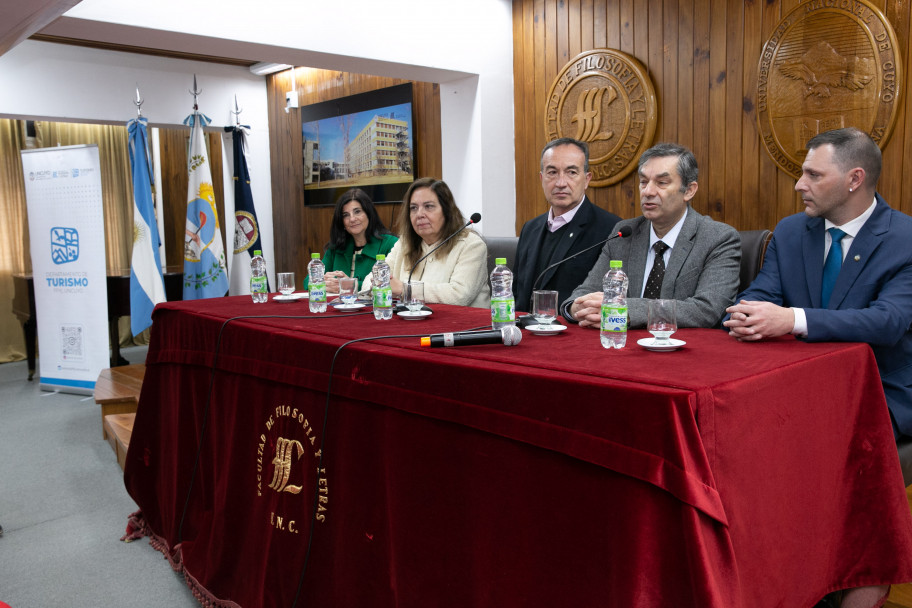 imagen La carrera de Turismo de la UNCUYO cumple diez años