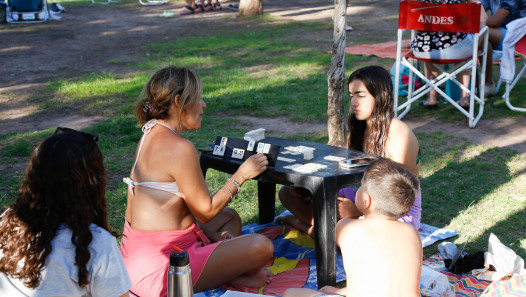 imagen Club, pileta y campings, así se vive el verano en la UNCUYO