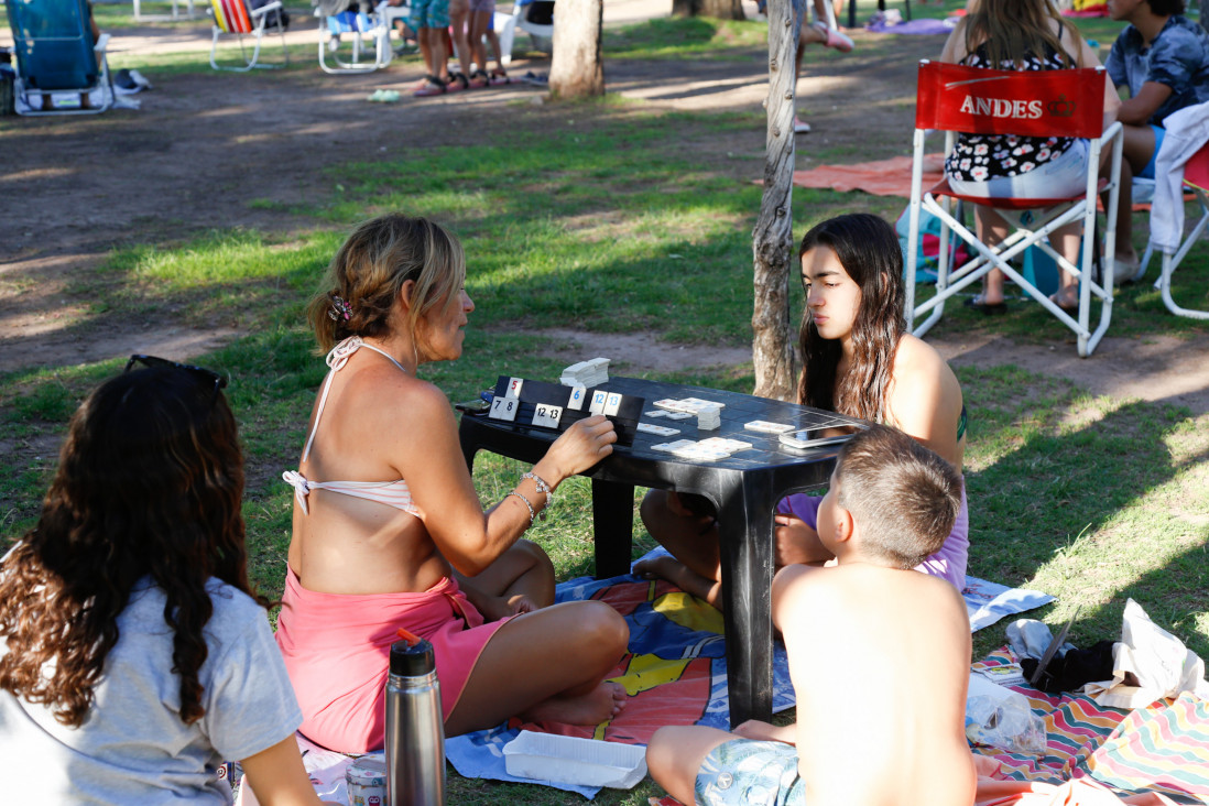 imagen Club, pileta y campings, así se vive el verano en la UNCUYO