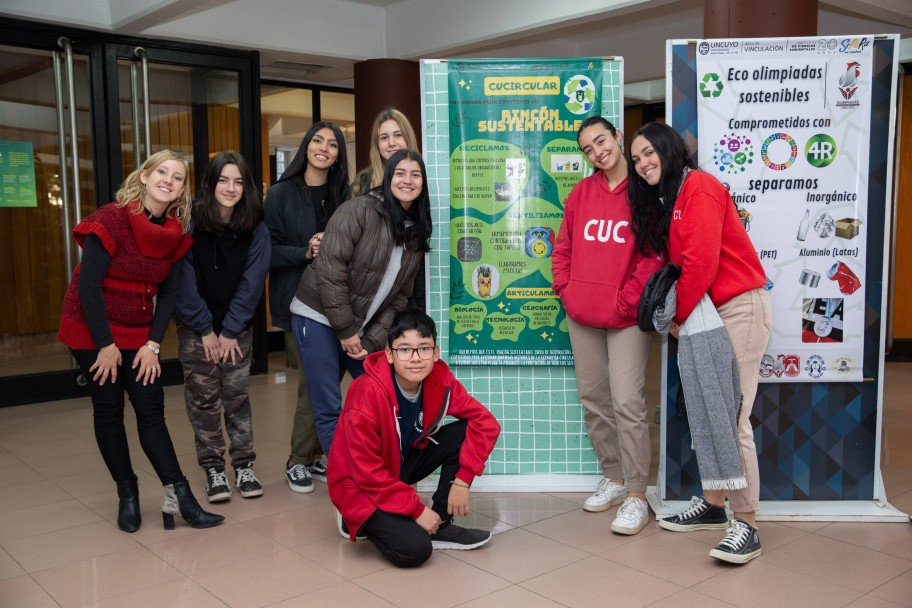 imagen Los colegios preuniversitarios presentaron sus iniciativas ambientales