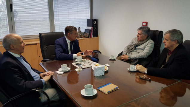 imagen Rector y vicerrector reelectos se reunieron con candidatos opositores