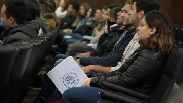 imagen Oportunidad para alumnos becados de estudiar en el exterior