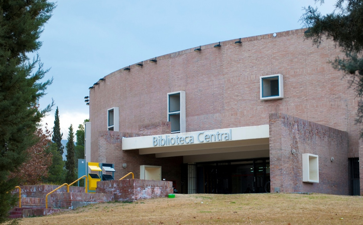 imagen Continúan los arreglos edilicios en la Biblioteca 