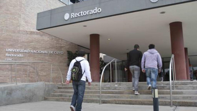 imagen La UNCuyo decreta asueto en adhesión al Paro Nacional de Mujeres