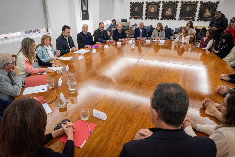 imagen UNCUYO, DGE e instituciones educativas presentaron la Expo Educativa Mendoza 2025